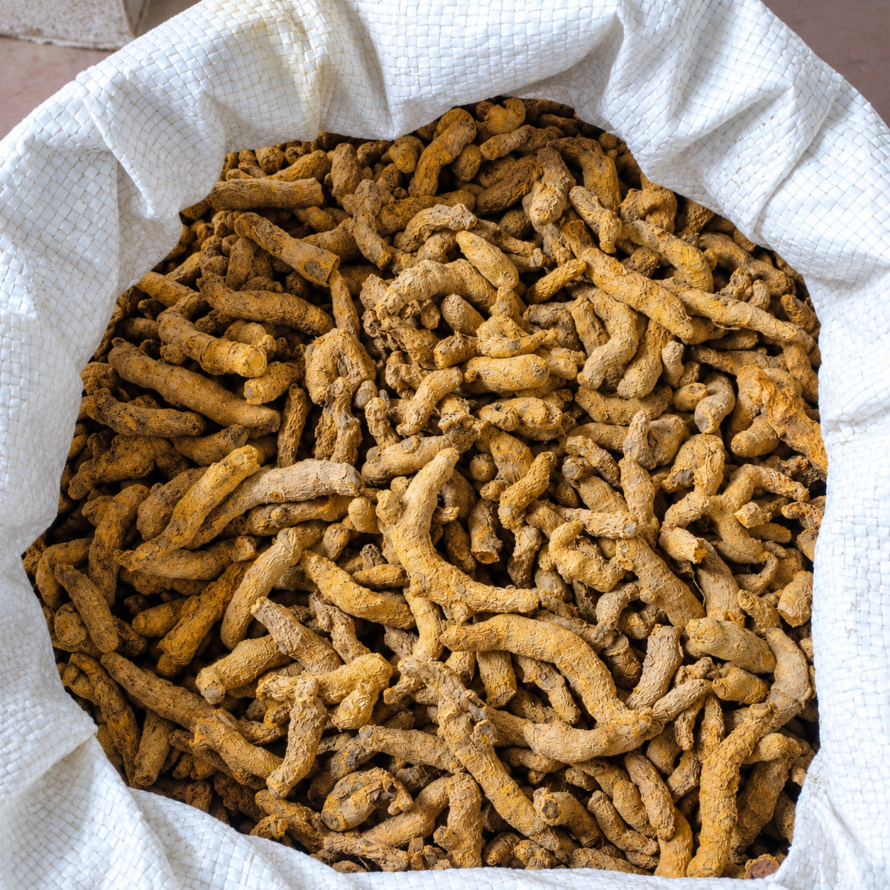 দেশী সুরকি হলুদ (আস্ত)
